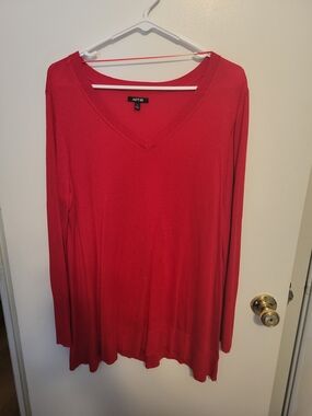 Apt. 9 Red V-Neck Long Sleeve Sweater